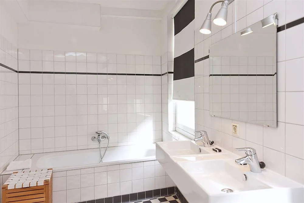 Short Stay Group Amsterdam Harbour Serviced Apartments 3*,